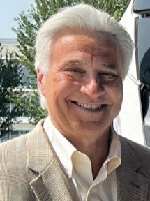 Gary Winemaster Headshot